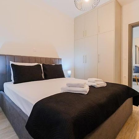 Theofilos Urban Apartment, Close To City Center Thessaloniki Buitenkant foto