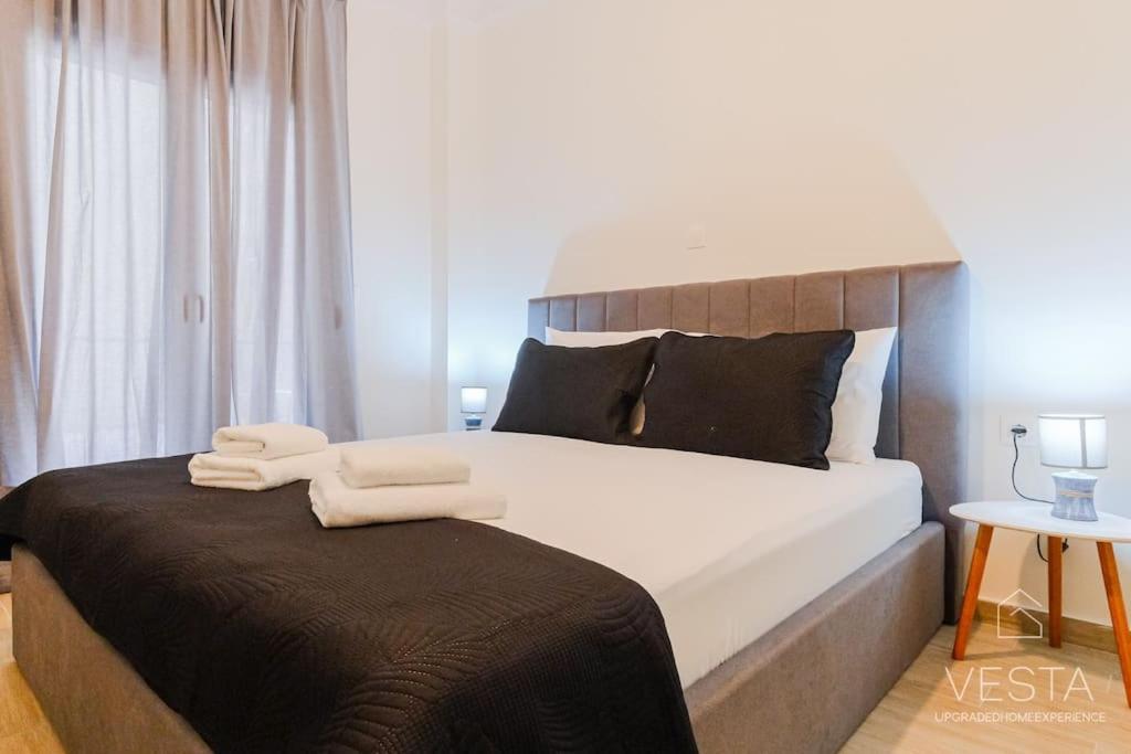 Theofilos Urban Apartment, Close To City Center Thessaloniki Buitenkant foto
